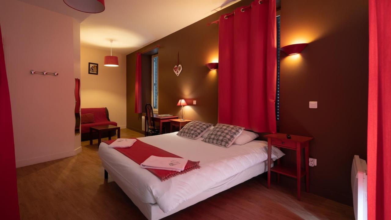 Le Geneve Hotell La Bourboule Eksteriør bilde